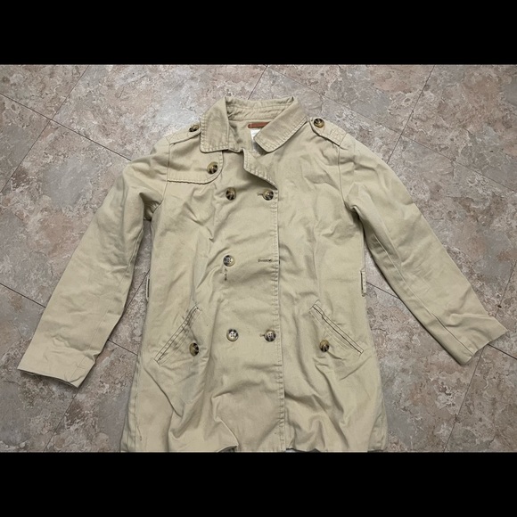 Overcoat color tan with belt for girl, Size 9/10 YEARS-140cm - Picture 1 of 1